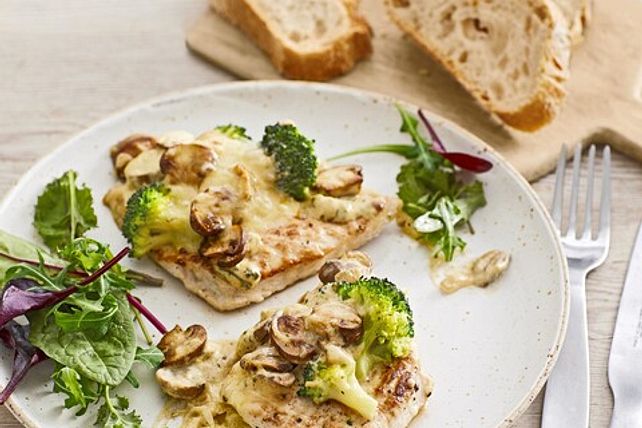 Überbackene Putenschnitzel von Katharina30| Chefkoch