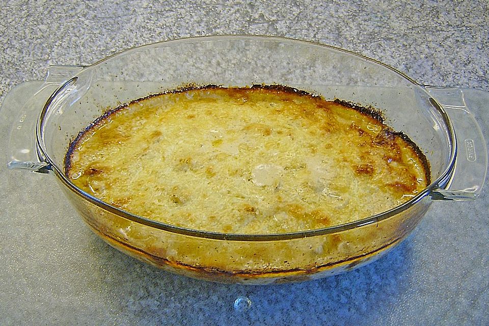 Putenauflauf mit Butterzwiebelreis