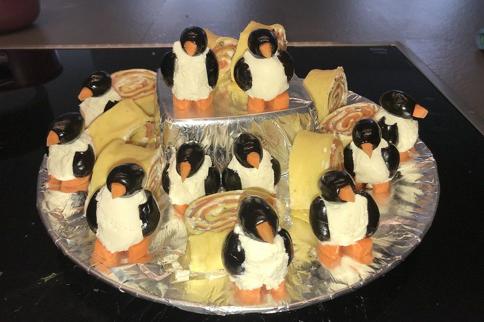 Oliven-Ziegenkäse-Pinguine