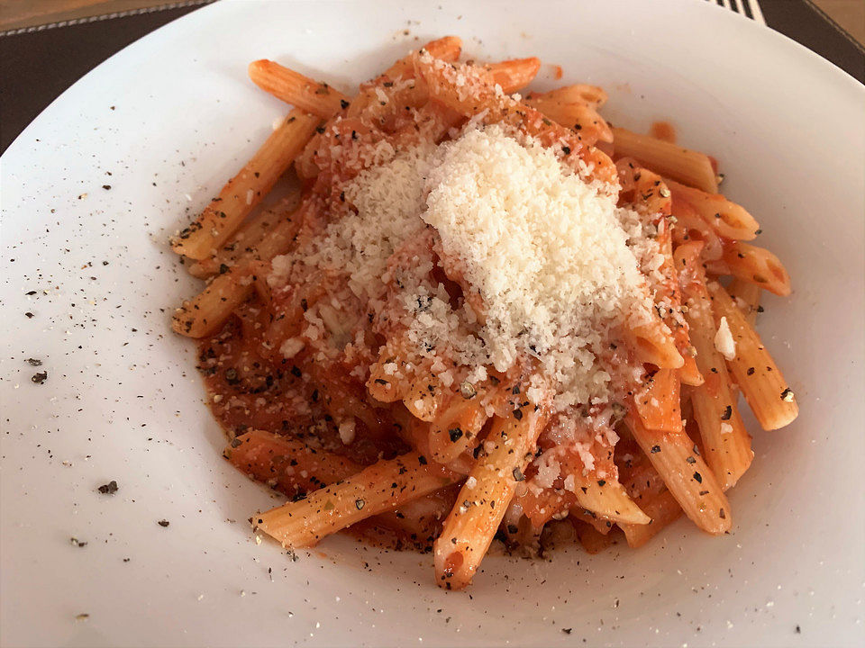 Nudeln mit Tomatensoße von skatessin| Chefkoch