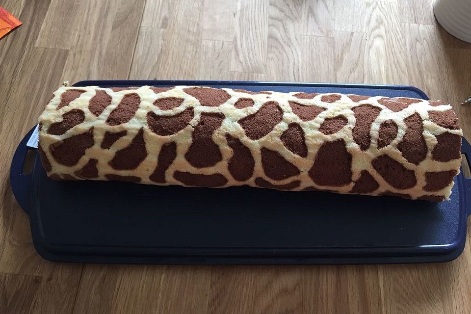 Giraffen-Biskuit-Roulade