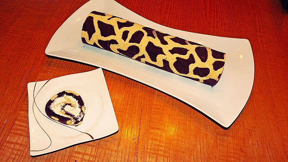 Giraffen Biskuit Roulade Von Zelina Zarah Backer Chefkoch