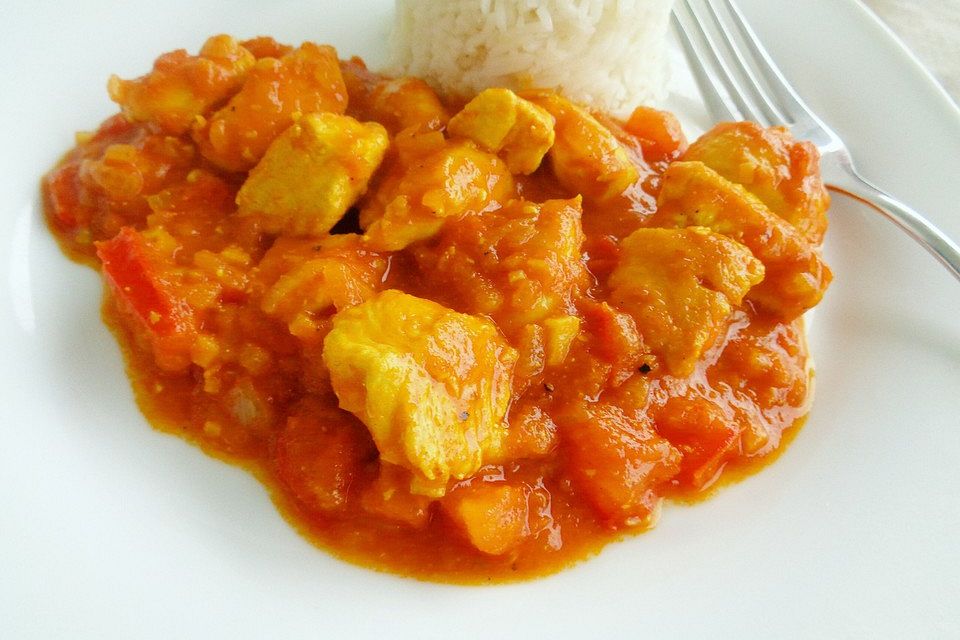 Hühnchen in Curry - Tomaten - Soße