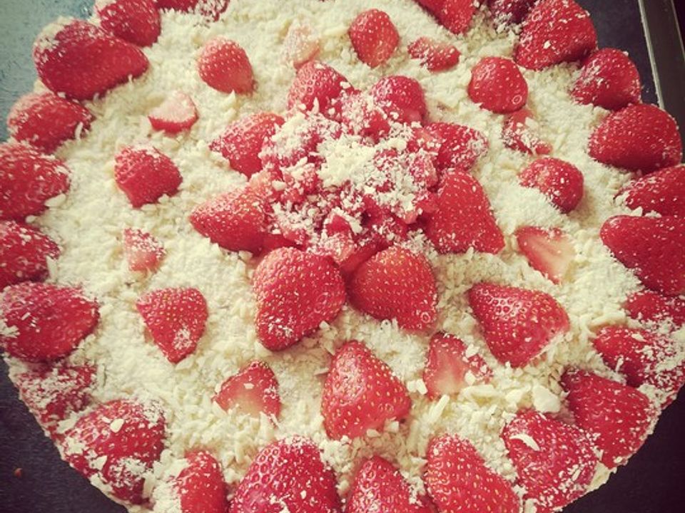 Erdbeer-Bananenkuchen mit Vanille-Schoko-Creme von Atthena| Chefkoch