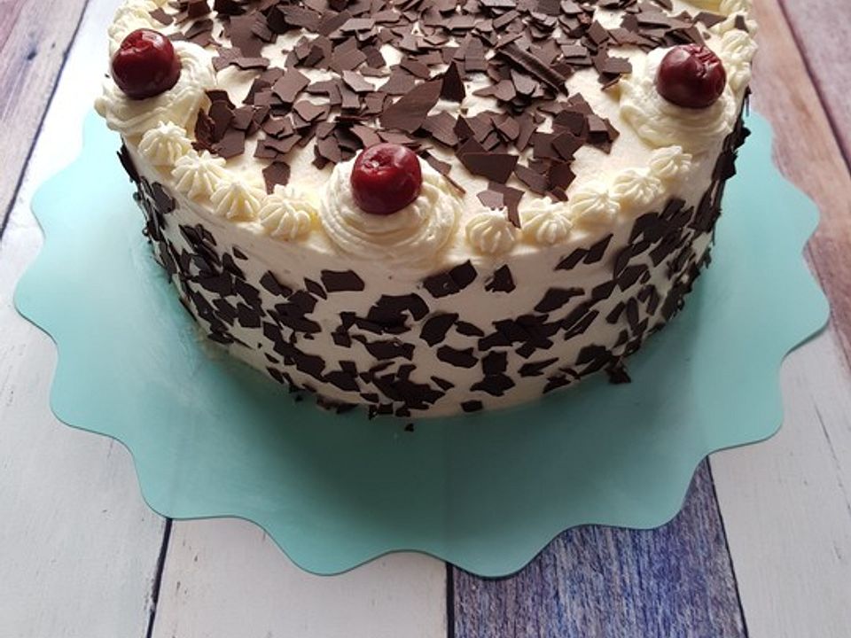 Kleine Schwarzwalder Kirschtorte Von Lizzyni Chefkoch