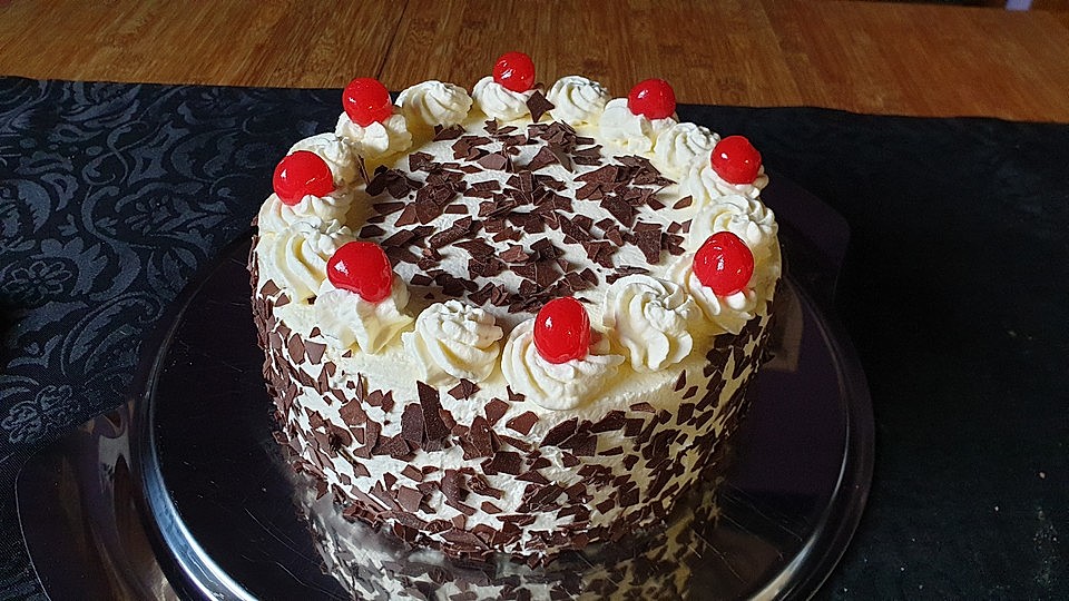 Kleine Schwarzwälder Kirschtorte-image