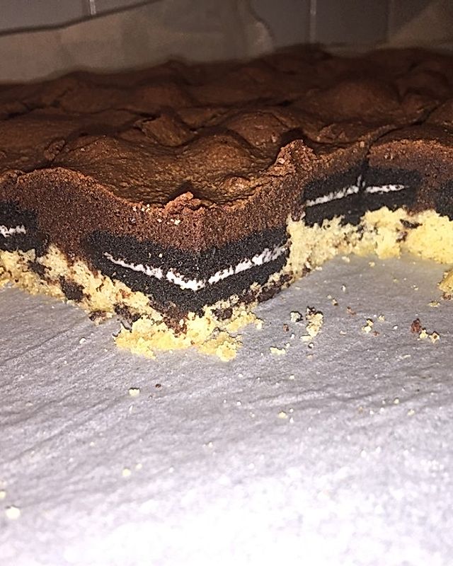 Chocolate Chip Cookie-Brownie mit Oreo-Füllung