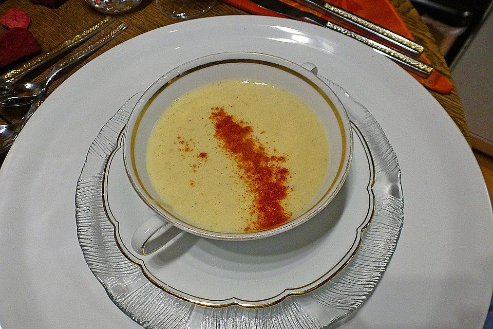 Forellencremesuppe à la Mama