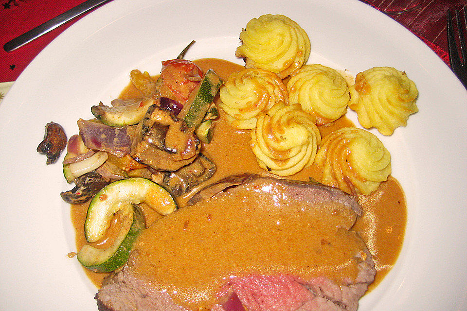 Rinderfilet aus dem Ofen Rinderfilet aus dem Ofen