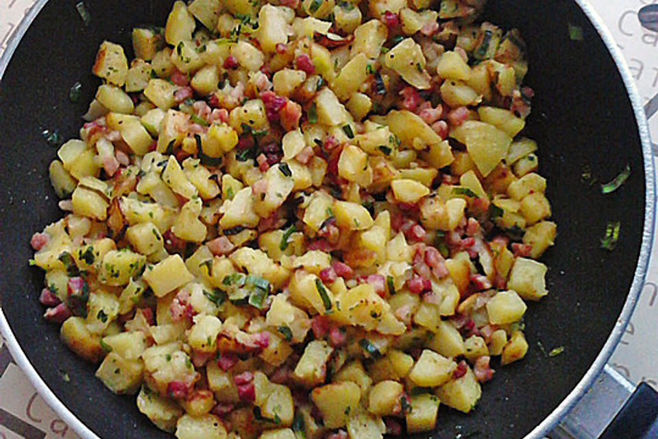 Bratkartoffeln mit Schweinebauch