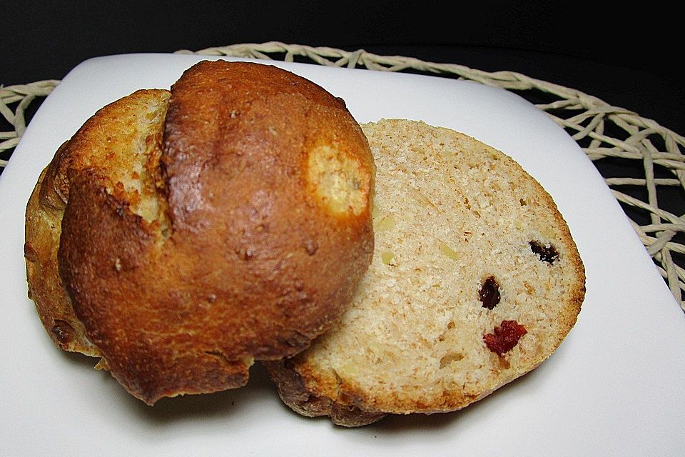 Süße Cranberry-Mandelbrötchen