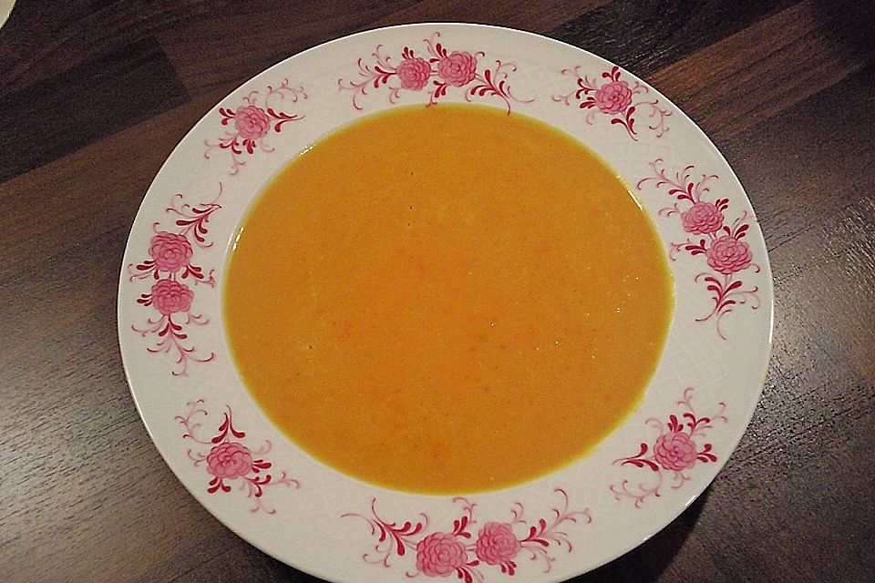 Kürbis - Kokos - Suppe mit Chili