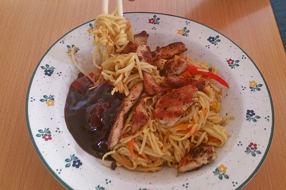 China-Nudeln mit Hähnchen