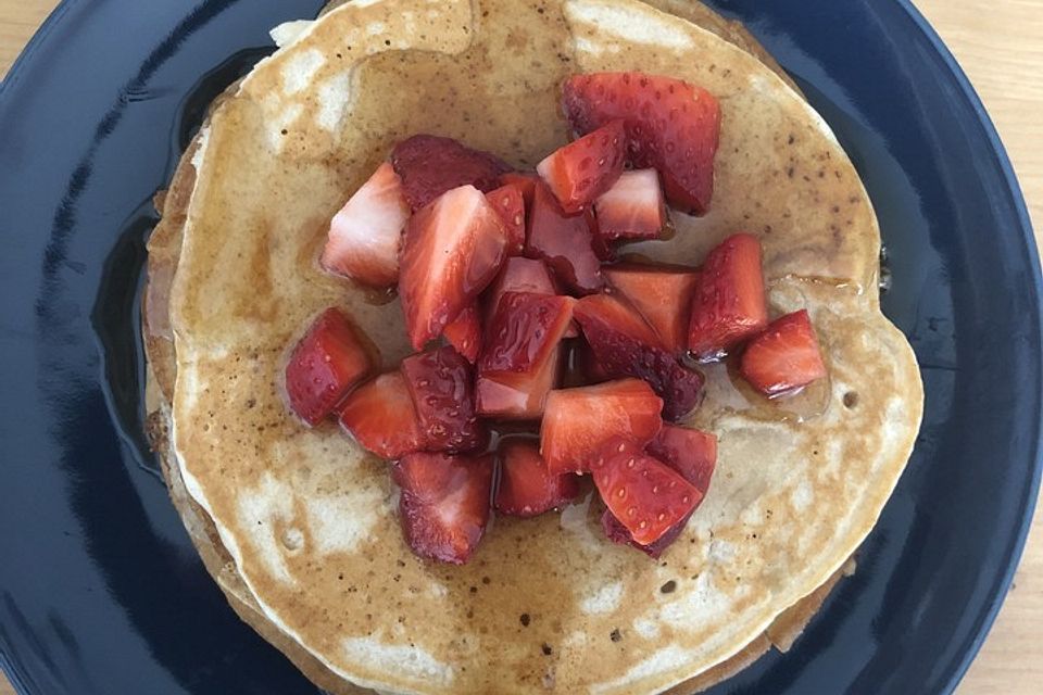 Vegane Pancakes - milchfrei, eifrei, laktosefrei Vegane Pancakes - milchfrei, eifrei, laktosefrei