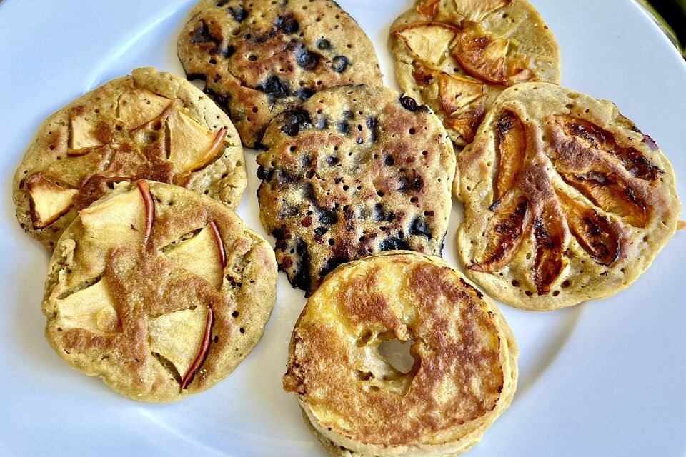 Vegane Pancakes - milchfrei, eifrei, laktosefrei Vegane Pancakes - milchfrei, eifrei, laktosefrei