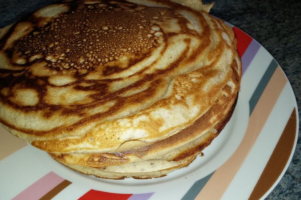 Vegane Pancakes - milchfrei, eifrei, laktosefrei Vegane Pancakes - milchfrei, eifrei, laktosefrei