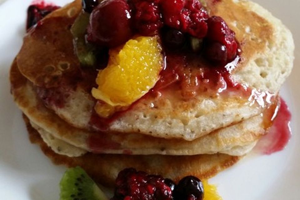 Vegane Pancakes - milchfrei, eifrei, laktosefrei Vegane Pancakes - milchfrei, eifrei, laktosefrei