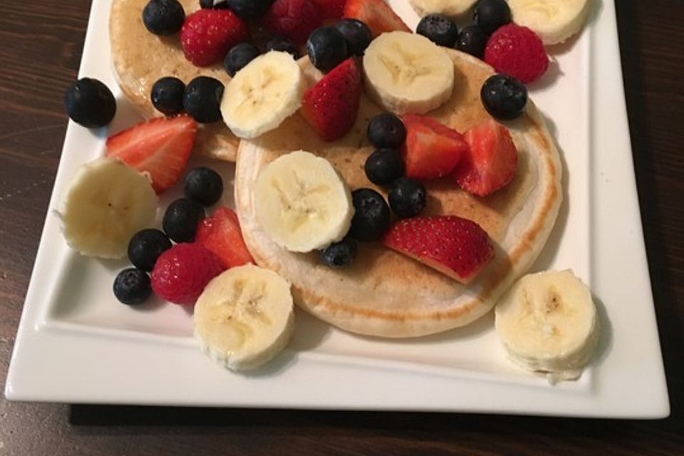 Vegane Pancakes - milchfrei, eifrei, laktosefrei Vegane Pancakes - milchfrei, eifrei, laktosefrei
