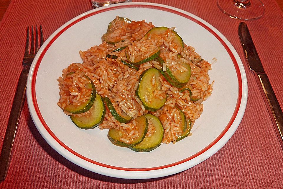 Paprika Zucchini Reiseintopf