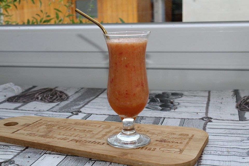 Fenchel-Paprika Smoothie mit Frucht und Würze