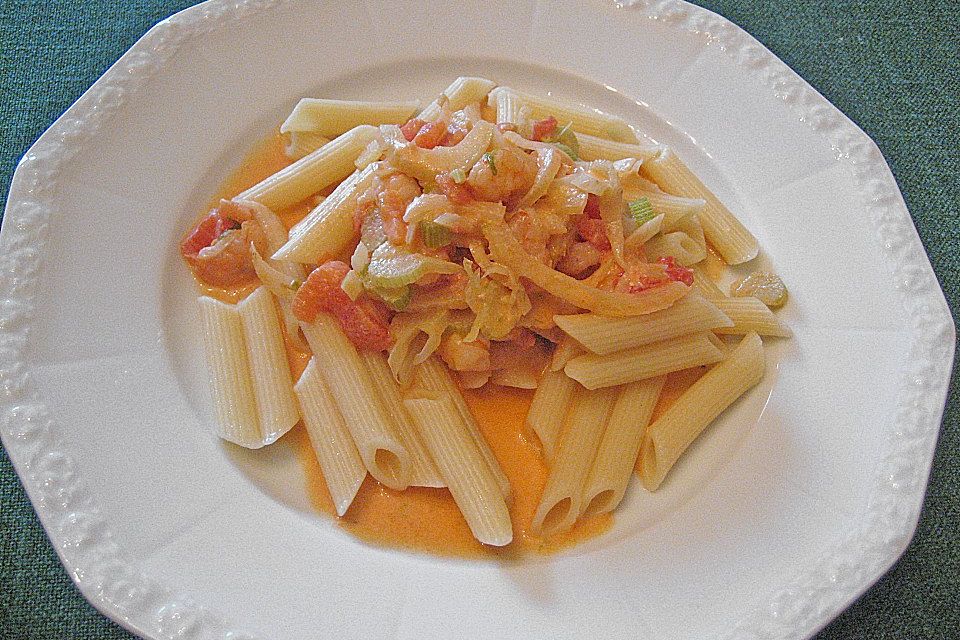 Tagliatelle mit Scampi und Fenchel