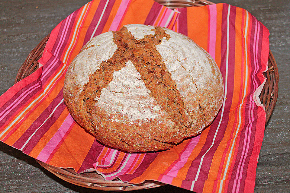 Emmervollkornbrot mit Sauerteig