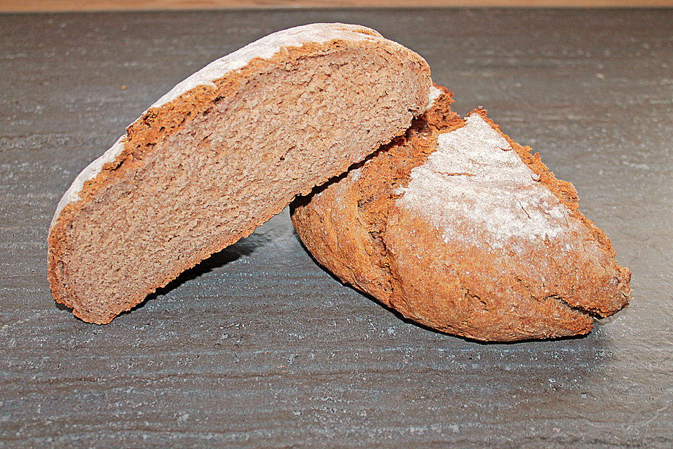 Emmervollkornbrot mit Sauerteig