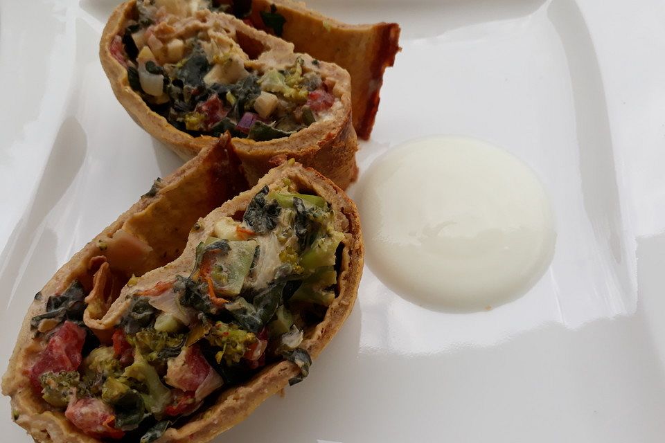 Ofenpfannkuchen mit Gemüse und Feta