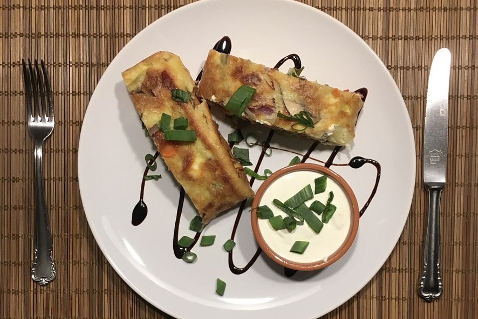 Ofenpfannkuchen mit Gemüse und Feta