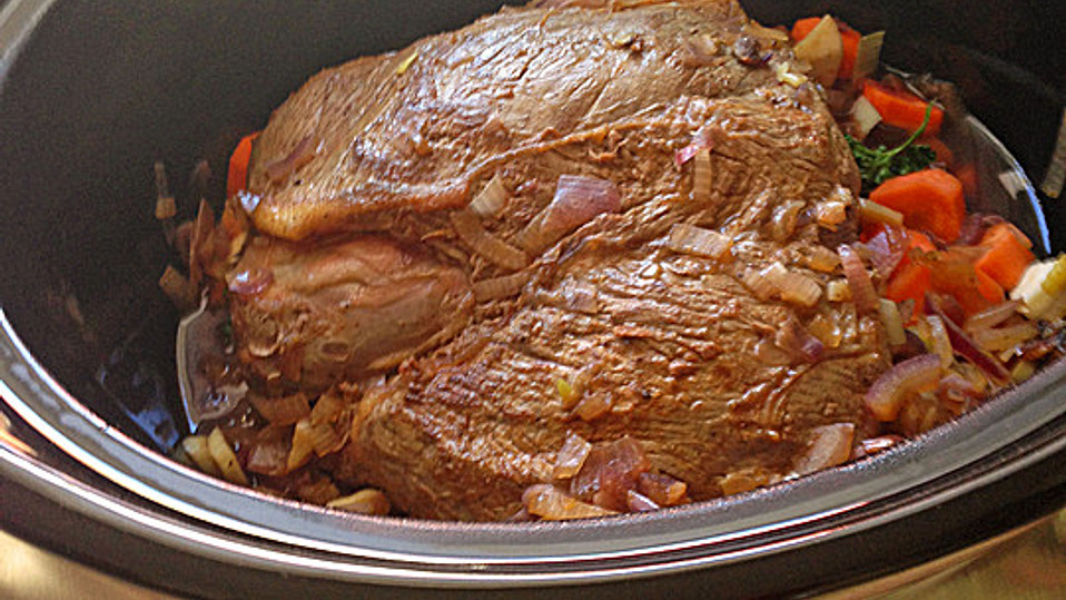 Rinderschmorbraten mit Rotwein im Slowcooker (Crockpot) von knuspertasche