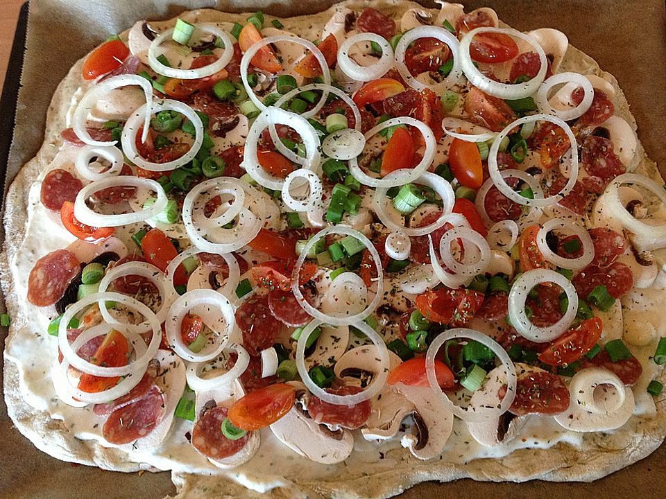 Salami-Flammkuchen von Bekkysun| Chefkoch