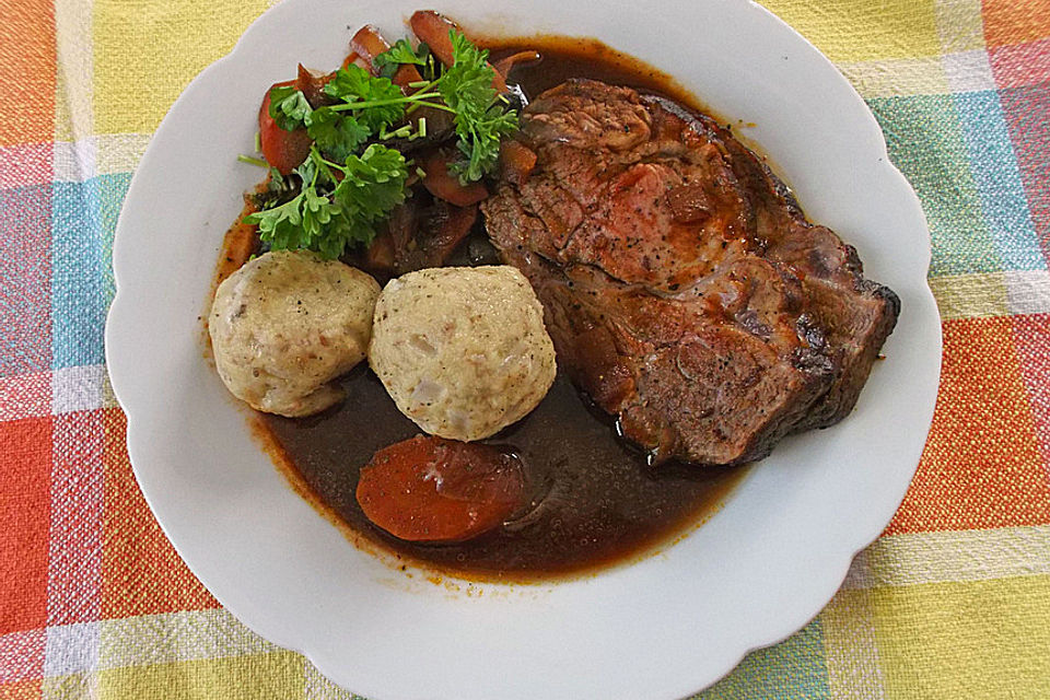 Semmel-Kartoffelknödel