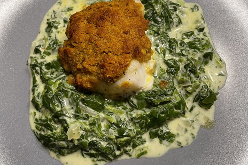 Fisch mit Curry-Kräckerkruste