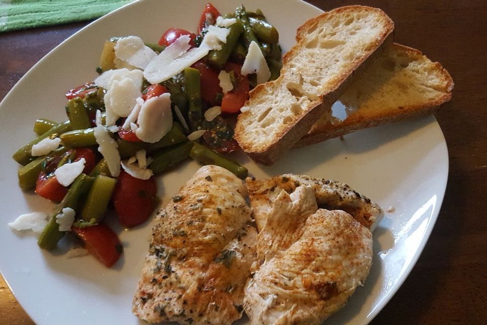 Spargel-Brotsalat