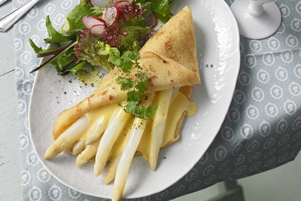 Spargel-Brotsalat