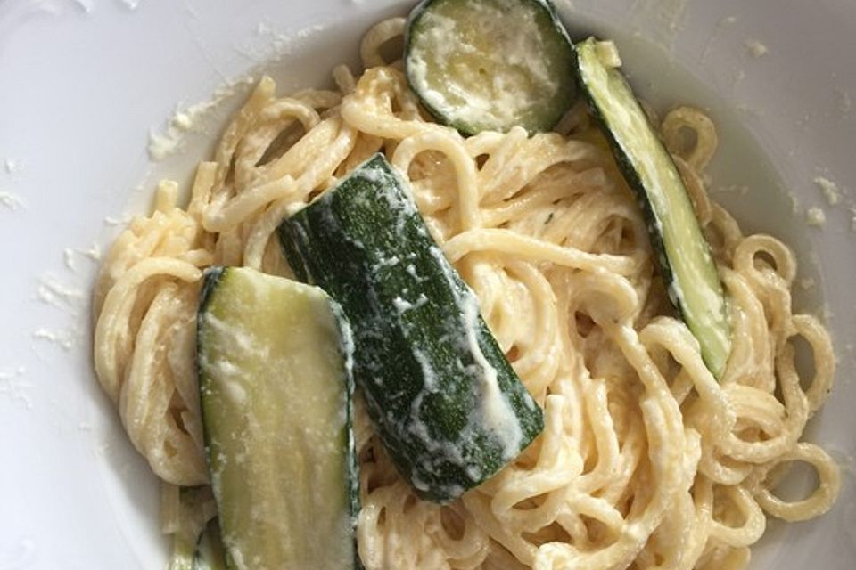 Zucchini-Carbonara