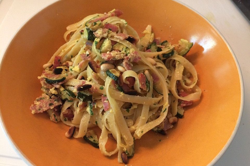 Zucchini-Carbonara