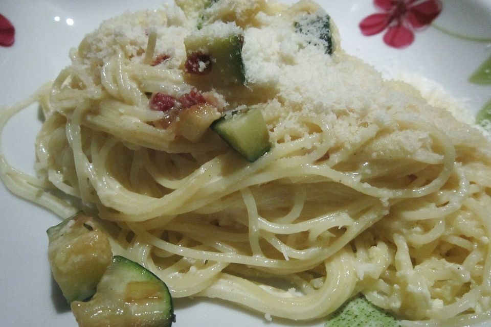 Zucchini-Carbonara