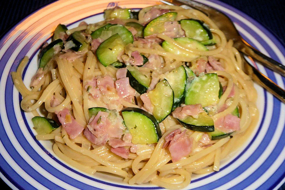 Zucchini-Carbonara