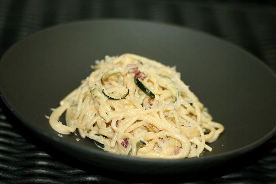 Zucchini-Carbonara