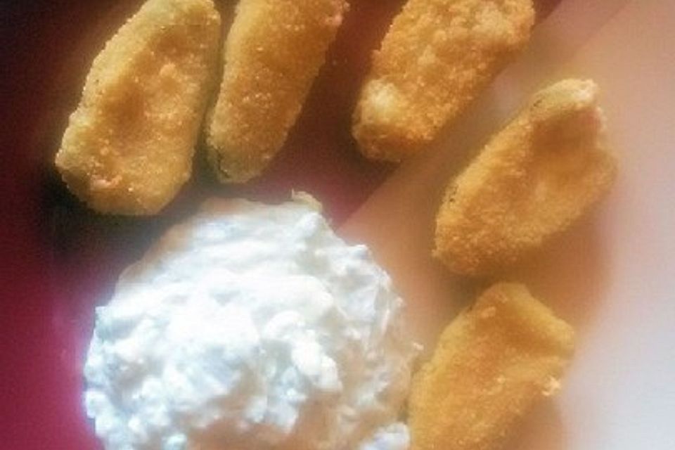 Amerikanische frittierte Jalapeno Poppers im Teigmantel