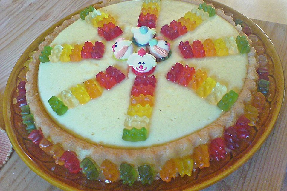 Gummibären Torte