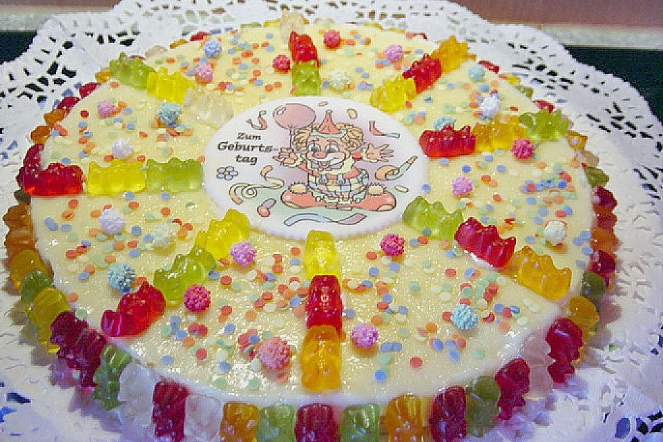 Gummibären Torte