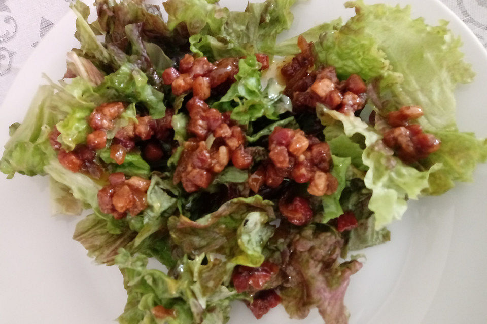 Smokeys Champignon-Speckdressing mit Feldsalat