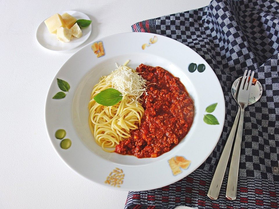 Bolognese auf klassische Art von Chefkoch-Video| Chefkoch