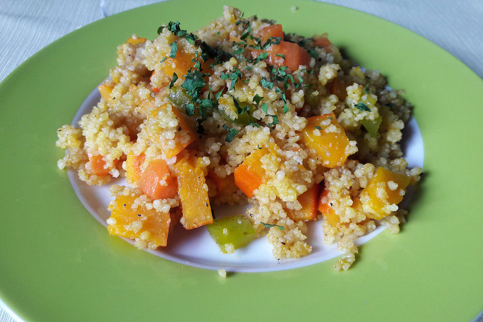 Curry-Couscouspfanne mit Gemüse