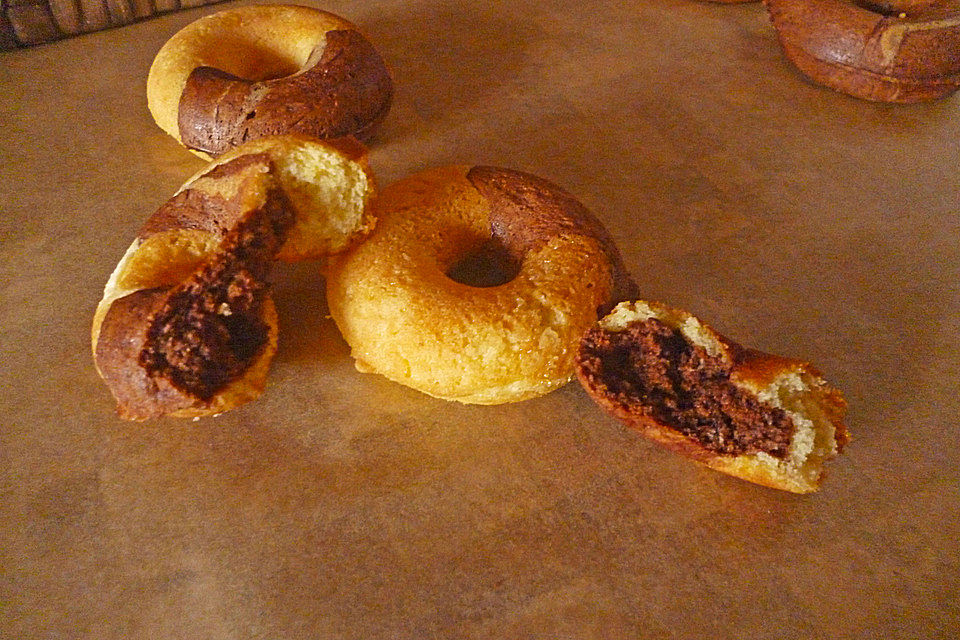 Schoko-Vanille Donuts