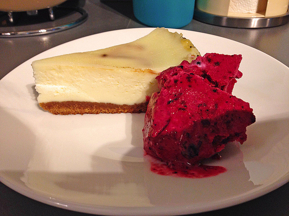 Selbstgemachtes Waldfrucht-Eis von Gretsi| Chefkoch