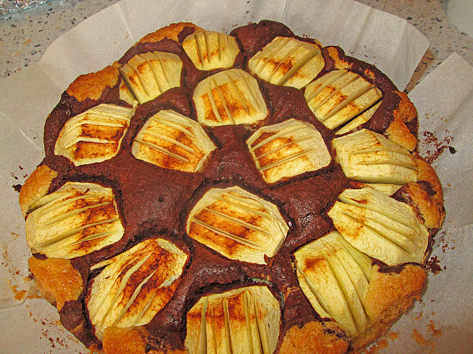 Schokoladen-Apfelkuchen von Rottifan98| Chefkoch