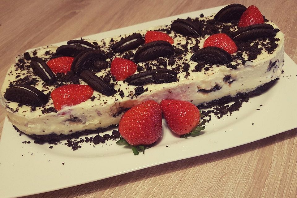 Oreo-Erdbeer-Cheesecake